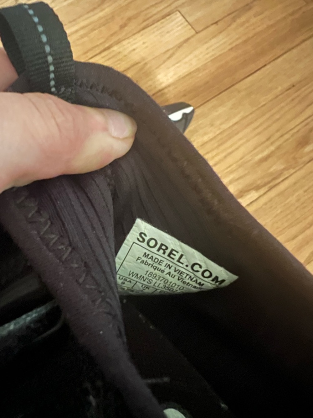 Sorel Kinetic Sneak in Black with sea salt Size 9 - Picture 4 of 8